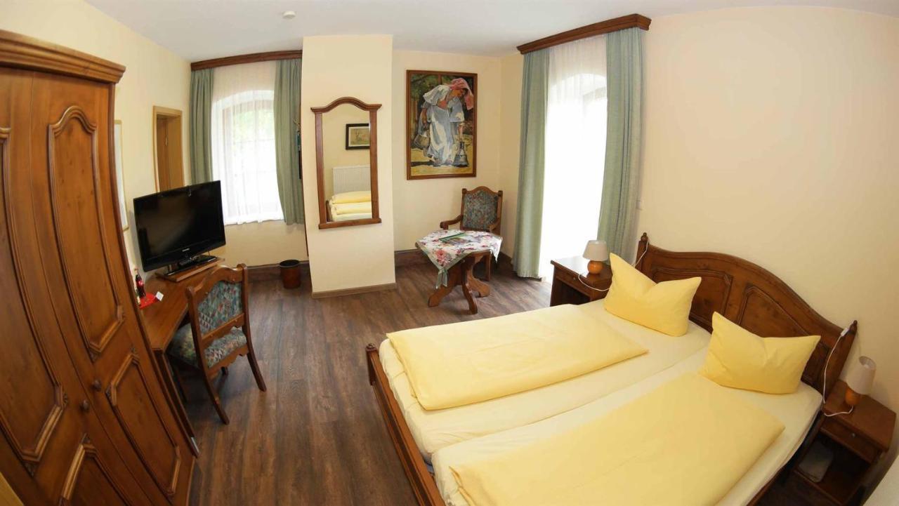 Hotel Und Restaurant Rittergut Kreipitzsch Naumburg  Exteriér fotografie